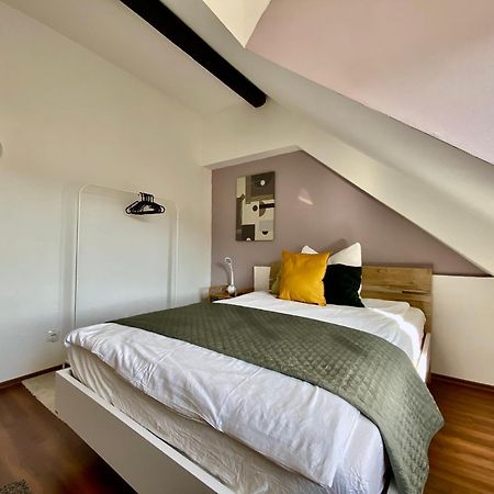 12: Privatzimmer Fuer Reisende Durch Koblenz Koblenz  Exteriör bild