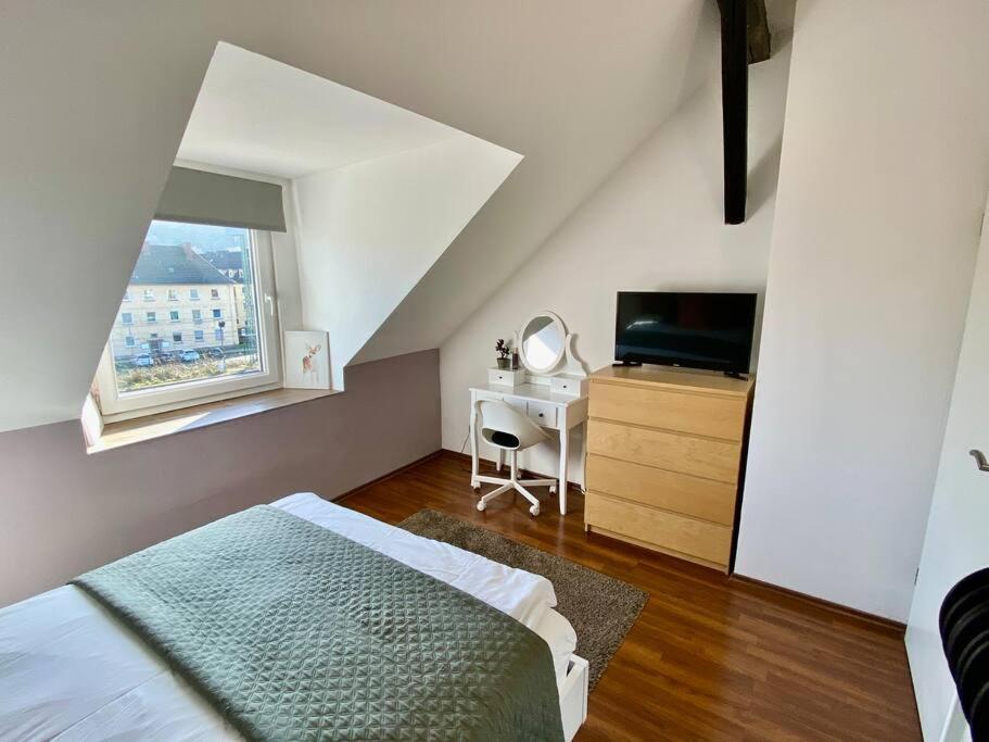 12: Privatzimmer Fuer Reisende Durch Koblenz Koblenz  Exteriör bild